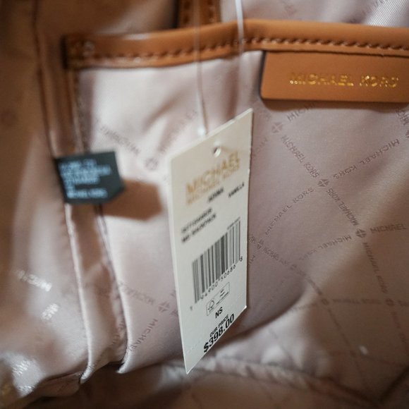 Michael Kors Adina Medium Backpack MK Vanilla - Picture 8 of 11